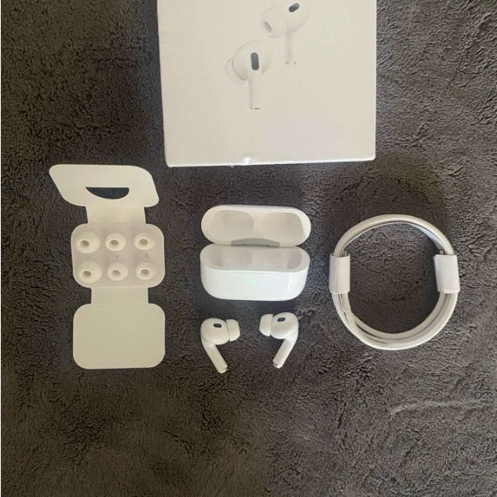 Apple Air Pods Pro Generation 2- White